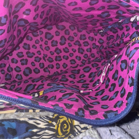 📌Vera Bradley Quilted Floral Crossbody Bag Adjustable Strap Blue Pink - Picture 5 of 8